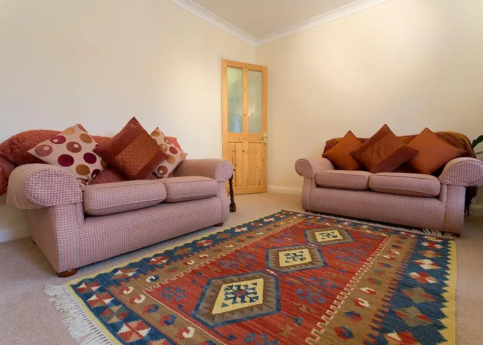 Poplar House Garden Apartment