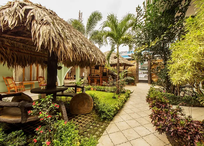Arenal Hostel Resort