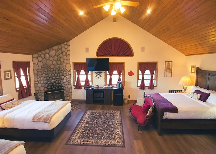 Tucker Peak Lodge