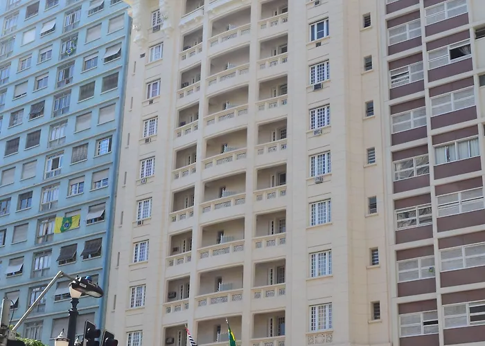 Hotel barato: Lux Hotel
