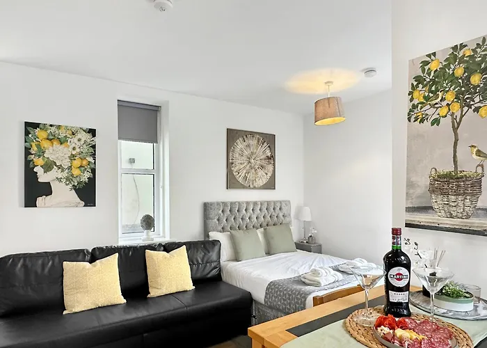 Granada Apartments At Pleasure Beach