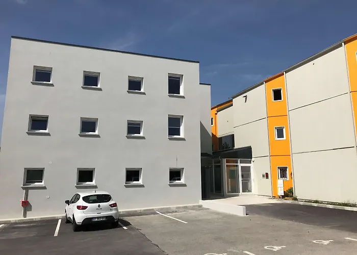Hôtel accueillant les animaux: Première Classe Amiens