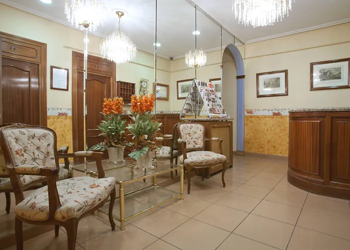 Resorts Guide Hostal Maria Luisa