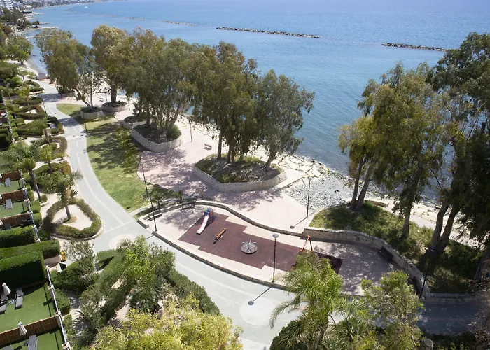 Hotel: Harmony Bay Hotel