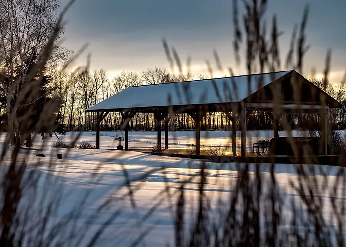 Gallatin River Lodge