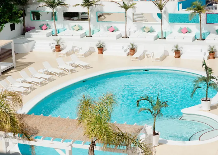 Hotel que admite mascotas: Endlss Beach & Disco Hotel Ibiza Adults Only