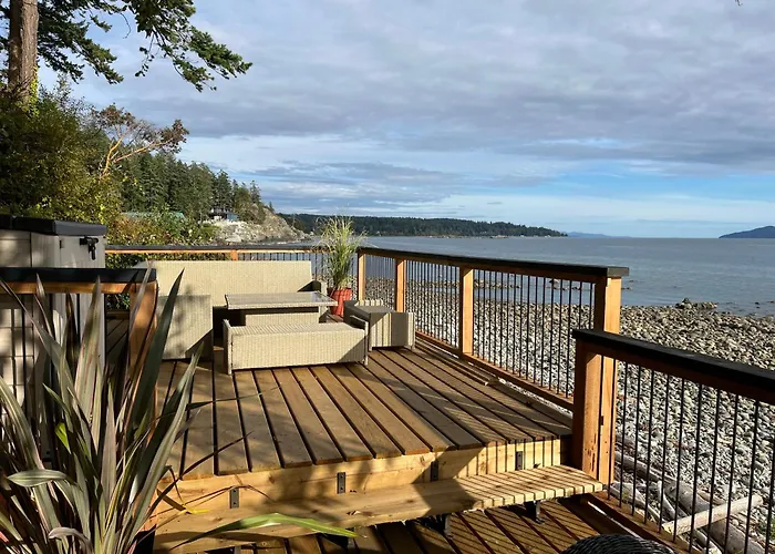 Malaspina Strait Tiny Home