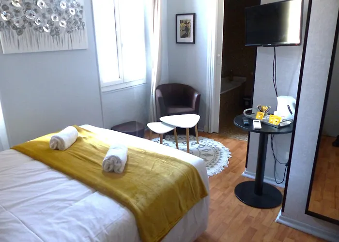 Hôtel: Hotel Le Rochegude