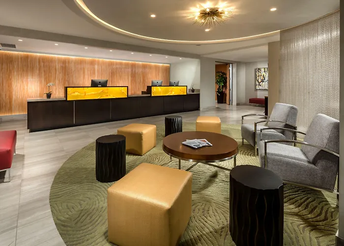Cheap hotel: Hotel Aventura