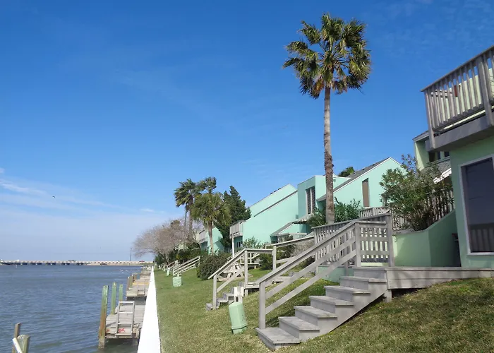 Multi Resorts At Puente Vista
