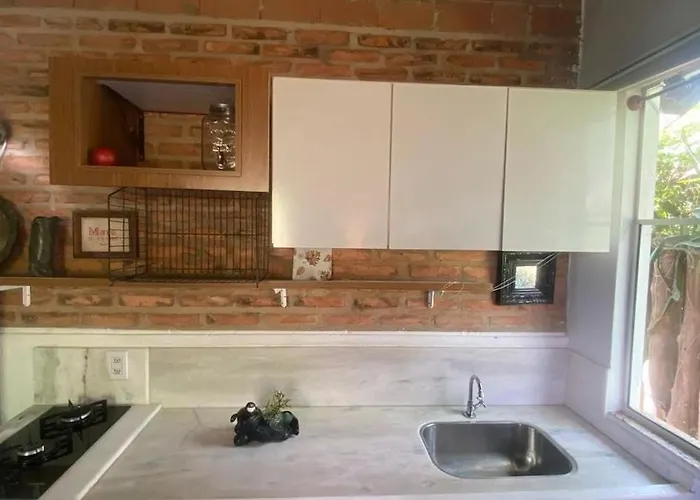 Cabana graciosa e aconchegante