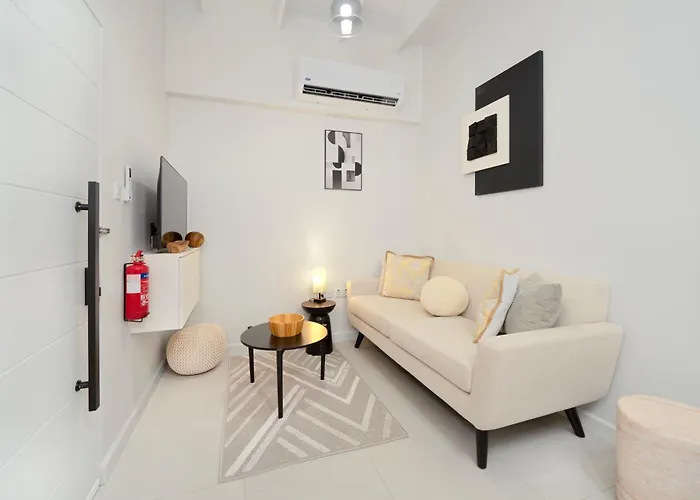 Atrium Apartments - Saffron Bloom