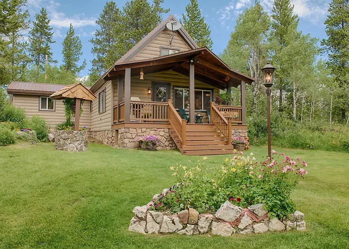 Grandma'S Cabin Yellowstone Vacation Home
