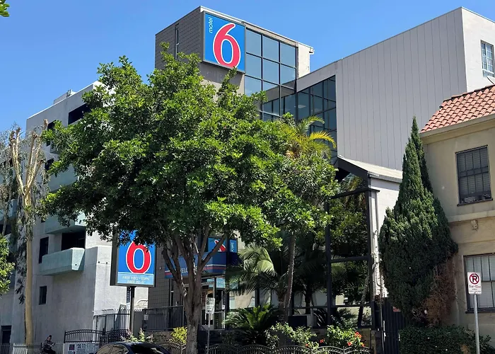 Motel: Motel 6 Hollywood