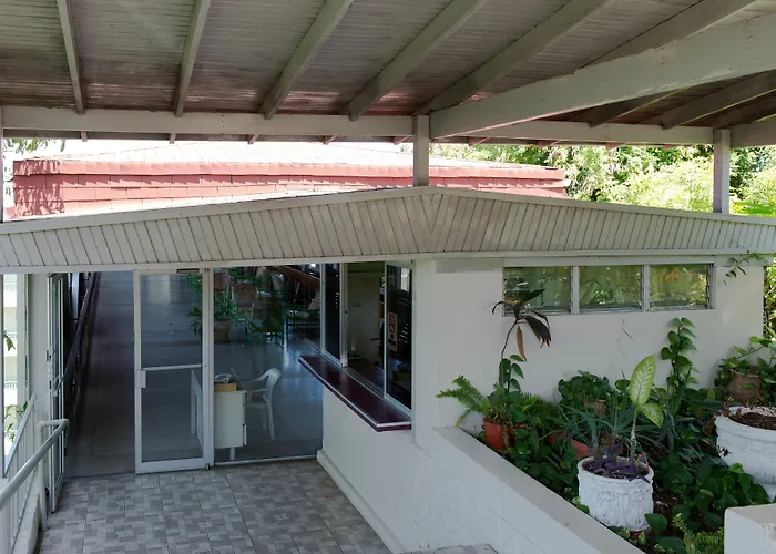 Hotel with pool: Garden Beach Studios At Montego Bay Club