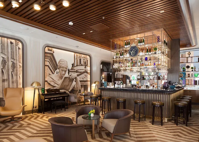 Hotel mit Pool: TITANIC Chaussee Berlin