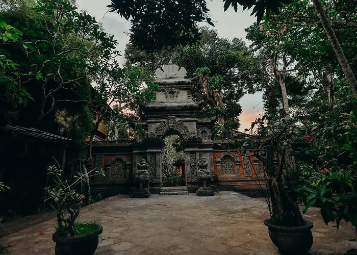 Pension Guide Three Brothers Bali Legian Bungalows & Villas