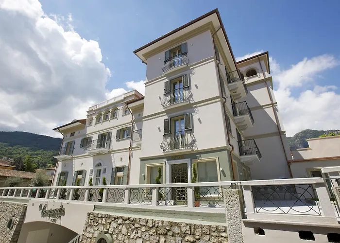 Hotel: Hotel Al Campanile - Luxury Suites & Apartments