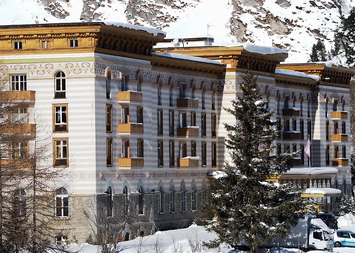 Hotel mit Hund Maloja Palace Residence Engadin-St Moritz Co2-Neutral