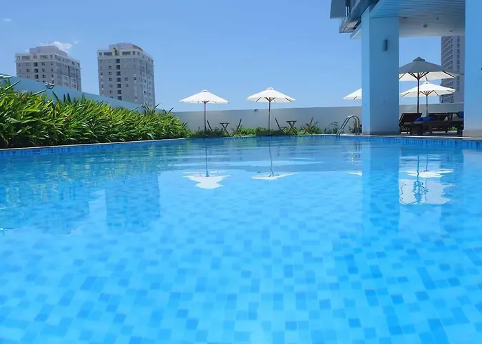 Luxury hotel only: Da Nang Han River Hotel