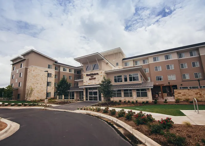 Residence Inn By Marriott Airport