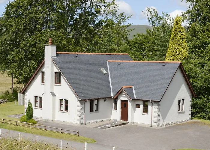 The Factor'S Inn & Factor'S Cottage