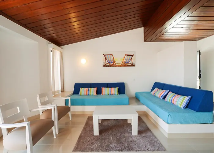 Resort: 3Hb Golden Beach