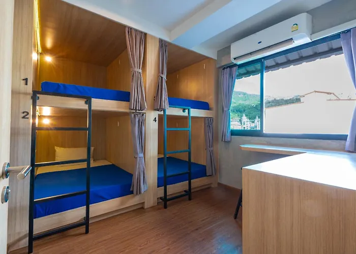 Patong Poshtel (Adults Only)