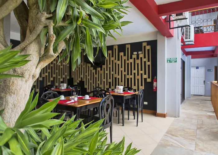 Airport Hotel: La Fortuna Downtown Boutique Hotel (Adults Only)