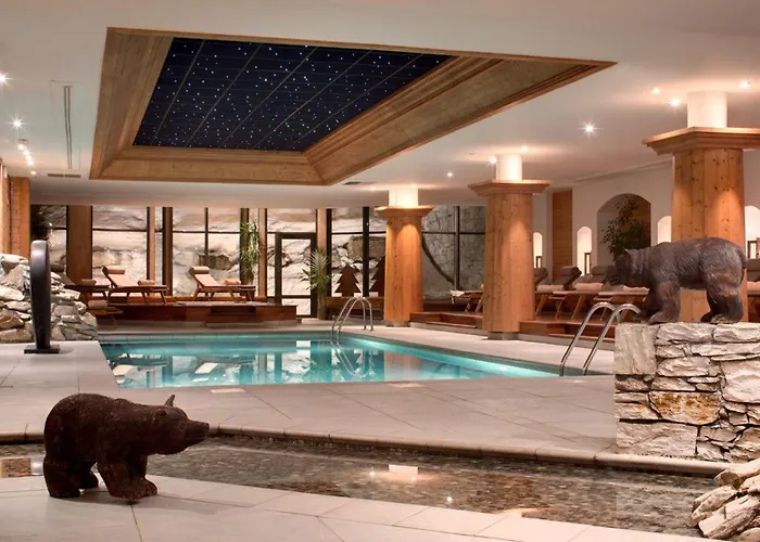 Luxury hotel only: Hotel Les Barmes De L'Ours