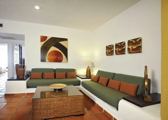 Las Palmas Condominio