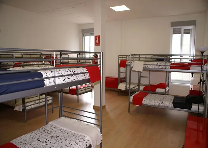 Hotel cerca del colegio: Grelo Hostel