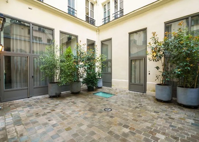 Apartments Du Louvre - Le Marais