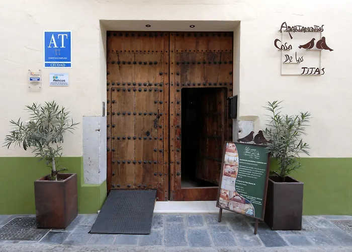 La Casa De Las Titas