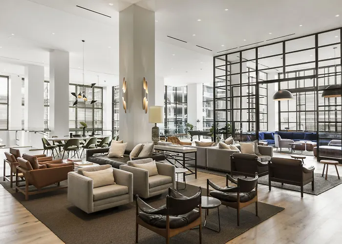 Casino hotel: Kimpton Everly Hotel Hollywood By Ihg