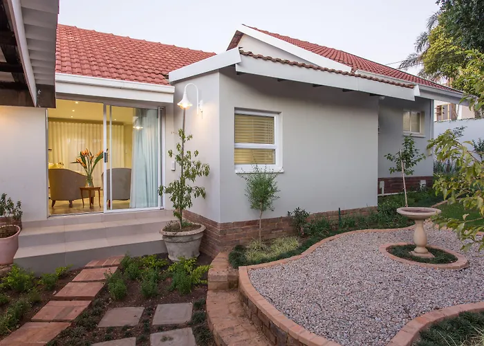 Guest house: The Aviary