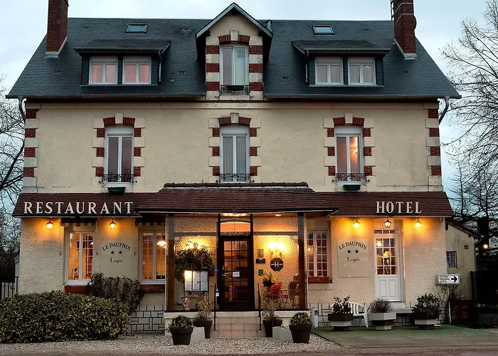 Logis Hôtels Restaurant Le Dauphin