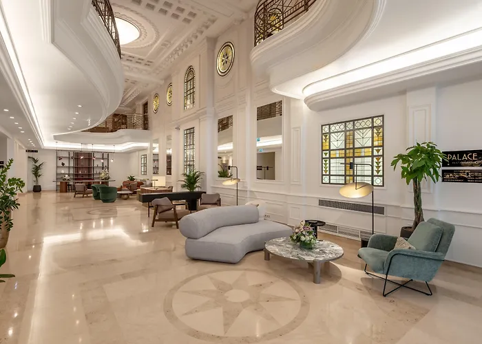 World Casino hotels Moevenpick Budapest Centre