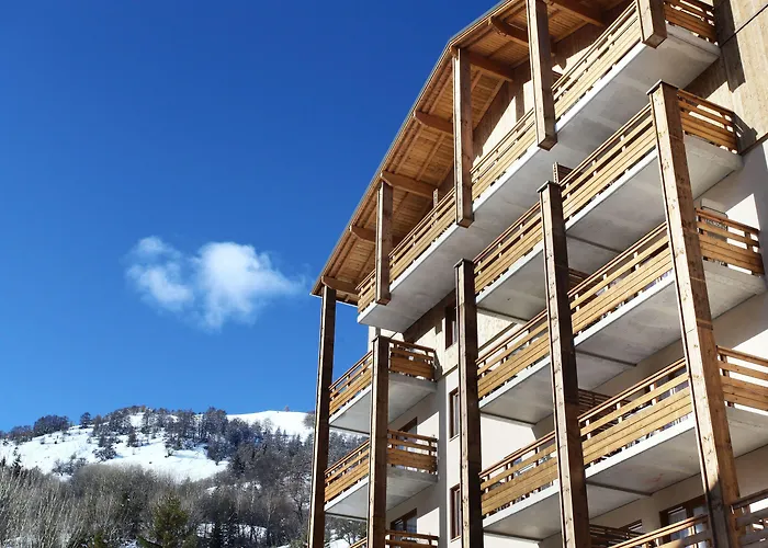 Hôtel avec piscine: Résidence Odalys Le Village de Praroustan