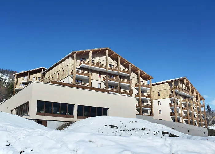 Hôtel avec piscine: Résidence Odalys Le Village de Praroustan