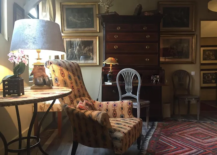  La Maison Rousseau