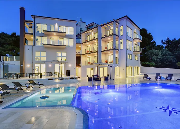 Hotel mit Whirlpool Premantura Resort - & Restaurant
