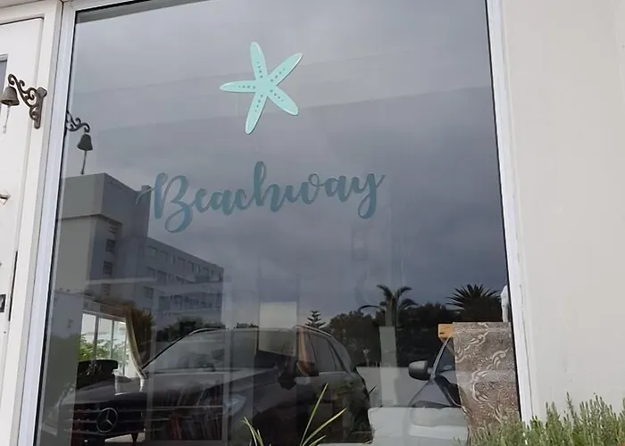 Pet Friendly hotel: Beachway Guesthouse