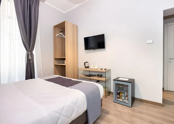 Clementi 18 Suites