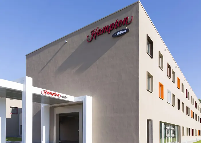 Hotel con piscina: Hampton By Hilton Rome East