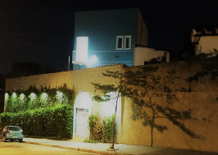 Alojamento com o café da manhã Apenas: Villa Sophia