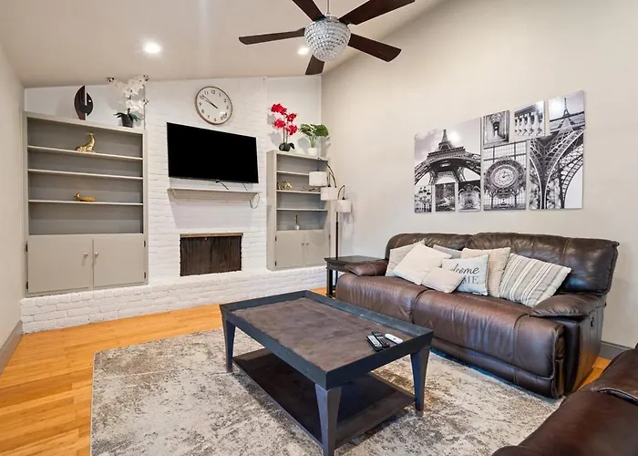 Spacious 4Br W Fenced Yard