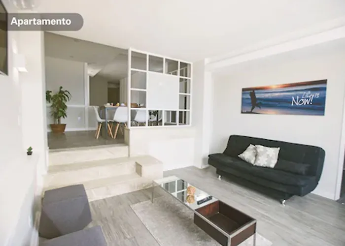 Resort: Clh Suites Domingos Ferreira