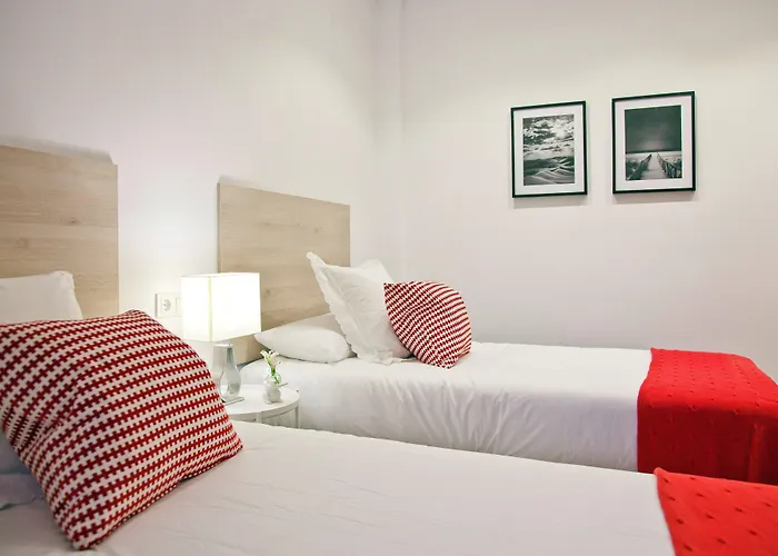 Feelathome Madrid Suites Apartments
