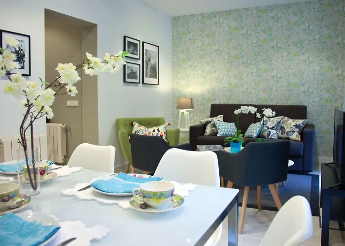 Feelathome Madrid Suites Apartments